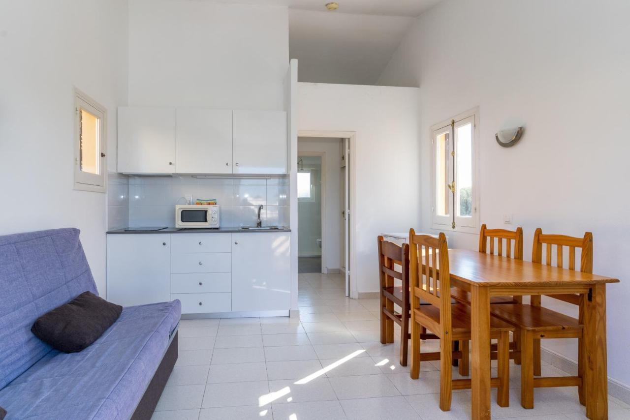 Apartamentos Ses Anneres Cala'N Blanes  Exteriör bild