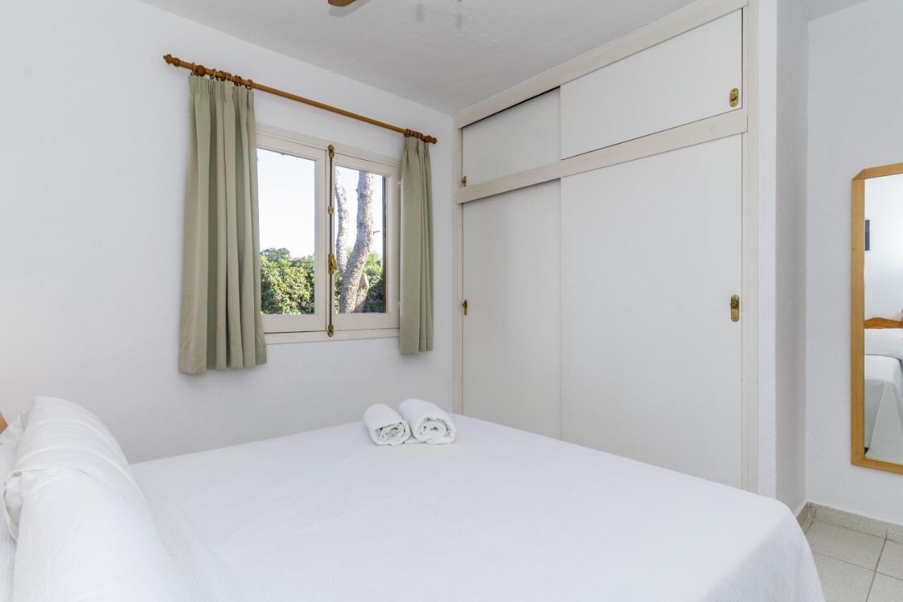 Apartamentos Ses Anneres Cala'N Blanes  Exteriör bild