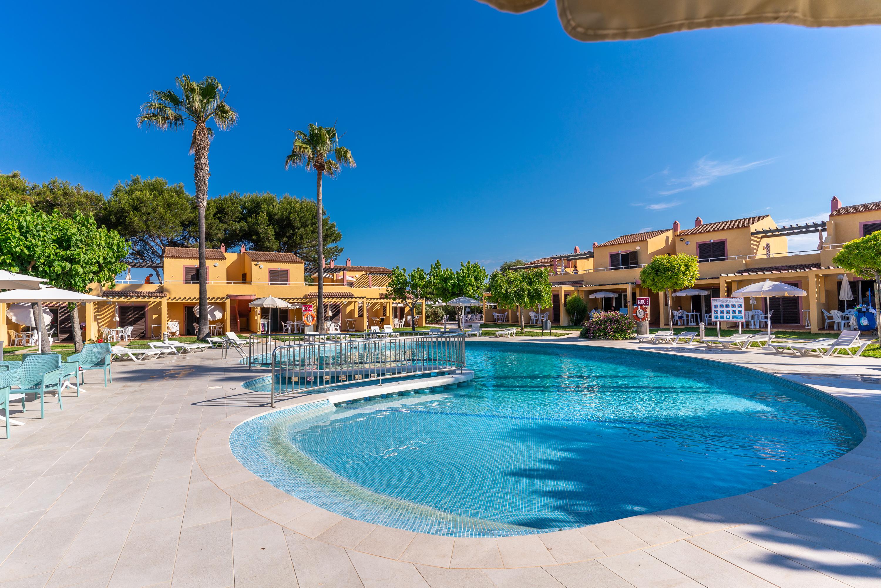 Apartamentos Ses Anneres Cala'N Blanes  Exteriör bild