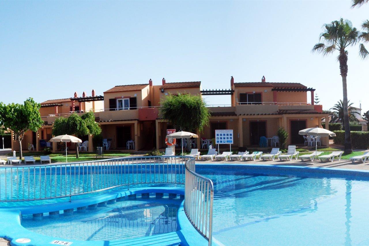 Apartamentos Ses Anneres Cala'N Blanes  Exteriör bild